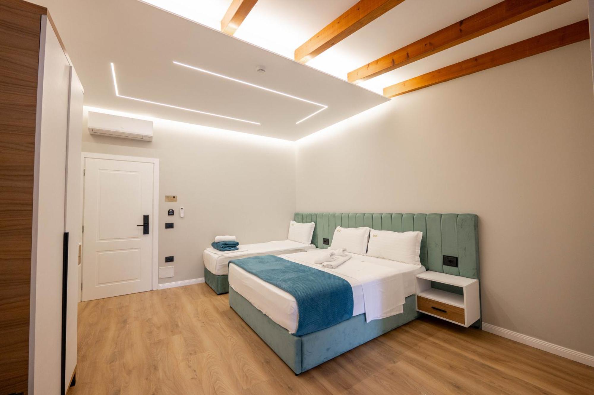 Golemi Lux Hotel 외부 사진